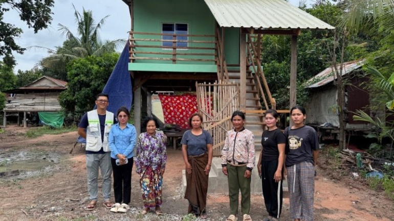 Women Empowered to Lead Change 